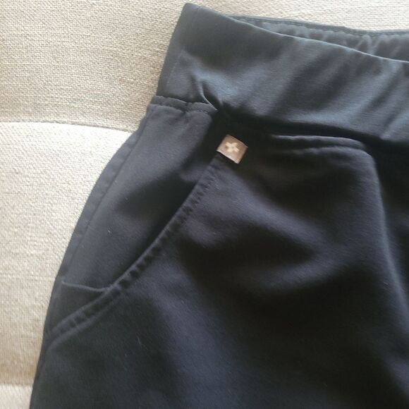 FIGS Zamora High Waisted Yoga Waistband Jogger Style Black Scrub Pants - XL/P - Picture 8 of 13